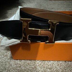 Womens Hermes reversible belt